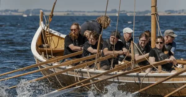 Sejl som en viking på Roskilde Fjord 1. maj til 30. september