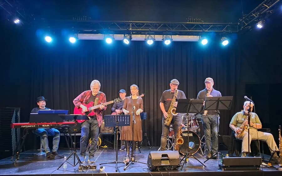 Fyraftensjazz i Cosmos